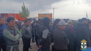 В Новосибирске силовики провели масштабный рейд и нашли 450 мигрантов, депортировали всего 14 !!!