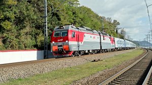 Таврия на Симферополь | 2ЭС4К-124 с поездом №316 Адлер–Симферополь (20 вагонов)