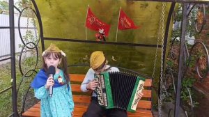 Е. Петерсбурский "Синий платочек"