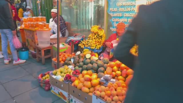 Без прикрас: Прогулка по улицам Боливии.