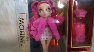 Обзор на куклу Рейнбоу Хай Стелла Монро в коробке-Rainbow High STELLA MONROE