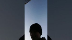 кладу ментон в колу