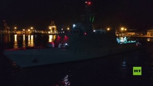 سفينة حربية تغادر ميناء إسبانيا لمرافقة "أسطول الصمود" المتجه إلى غزة