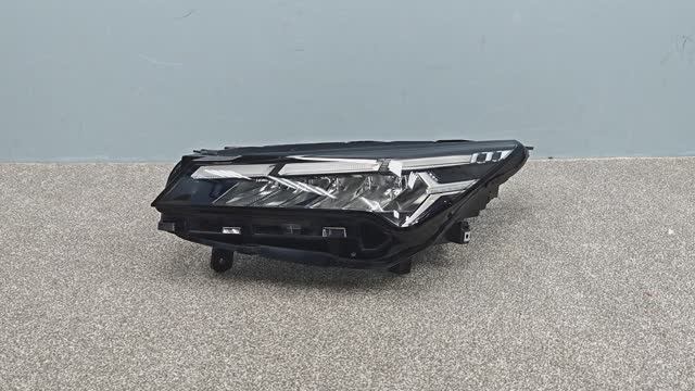 R1224084 Фара левая Geely Coolray SX11-A3 2023+ Оригинал Б/У 7051055300