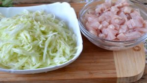 Кабачки с курицей в духовке