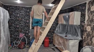 Алексей и Сергей делают лестницу 🪜