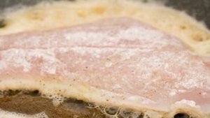 Морской язык на сковороде