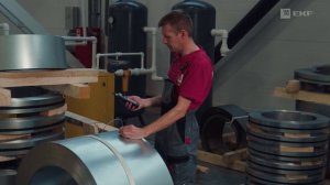 EKF - этапы производства металлического лотка на заводе