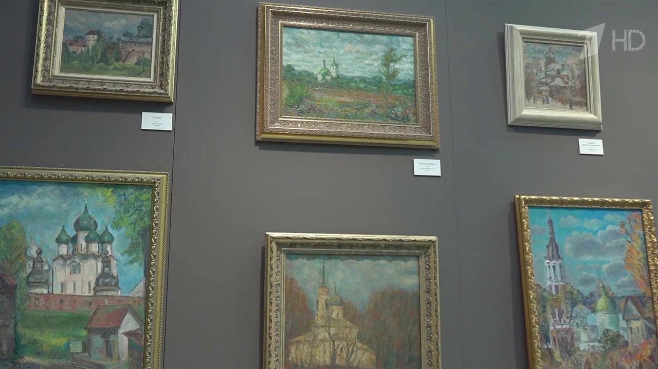 В Гостином дворе проходит выставка картин Владимира Волка