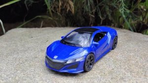 Модель Honda NSX второго поколения от Welly