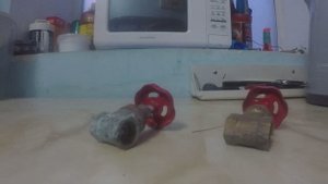 Задвижка латунная на 1/2 дюйма.
