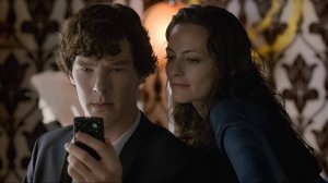 Шерлок Холмс и Ирзн Адлер (Бенедикт Камбербэтч, Лара Пулвер)