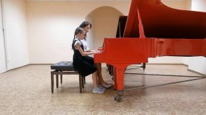 Панкова Виктория с мамой Верой Владимировной Н.Торопова "Фиолетовая ночь, розовый рассвет"