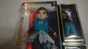 Обзор на куклу Рейнбоу Хай Ривер Кендалл в коробке-Rainbow High RIVER KENDALL