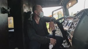 Кенворт - Т660. Продолжаем менять пол в полуприцепе.