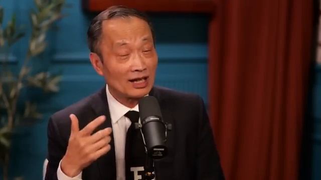 "Хирург-офтальмолог из Гарварда находит Бога в глазах, и это потрясет вас до глубины души"