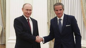 Владимир Путин встретился с генеральным директором МАГАТЭ Рафаэлем Гросси