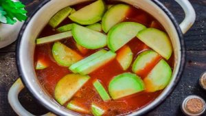 Кабачки с томатной пастой на зиму
