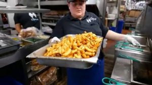 American Food - The BEST HOT DOGS BURGERS AND MILKSHAKES in Chicago Superdawg Drive-In [get-speed.co