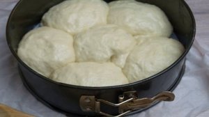 Куриный бульон с пампушками