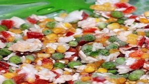 Куриный пирог с гавайской смесью