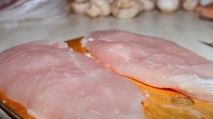 Курица диетическая с грибами