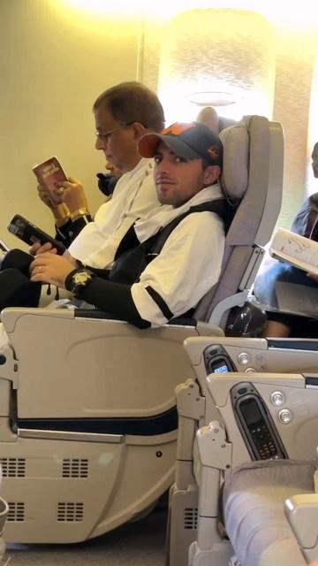 😁😁✈️ смотреть онлайн