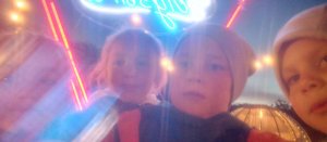 бегаю с какими-то детьми