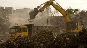 Во Владивостоке снесут часть имения главаря банды "Трифоновские"