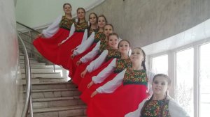 Хореографический коллектив "Ягодки"  Народно стилизованный танец "Приступочка"