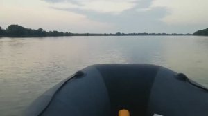 выход на глиссер с моим мотором tohatsu 5.0 2-х тактный и лодка таймень 3200.mp4