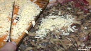 Куриный рулет с грибами