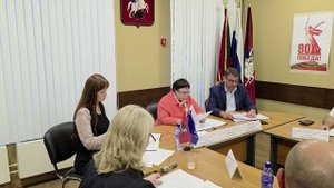 Благоустройство и работа с населением: муниципальные депутаты обсудили актуальные вопросы