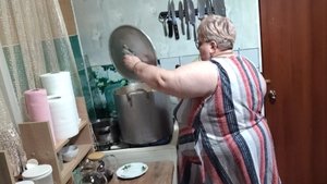 В таком возрасте и так себя ведет❗УЖАС! 😂