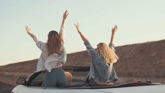 Ecuador (Smile Remix) смотреть онлайн