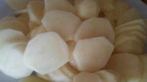 Кабачки, запеченные с картошкой