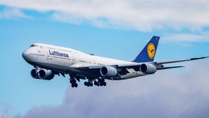 Lufthansa собирается уволить несколько тысяч сотрудников