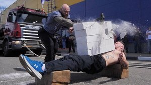 Дружина тягают фуры