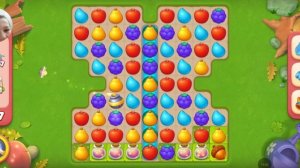 Женя играет