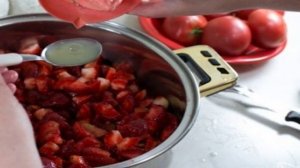 Клубничное варенье из крупной клубники