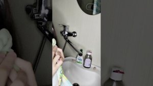 Смываем мейкап