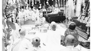 Как понять Кришну - Шрила Прабхупада 1975-10-27 - Найроби - ШБ 03.28.18