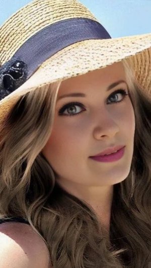 Мы в любви заблудились немножко