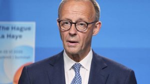 Bild: работой Мерца на посту канцлера недовольны 65% жителей Германии