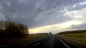 Опасный обгон фуры