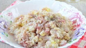 Котлеты из свинины с хлебом