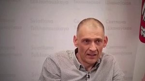 Курьер подогнал бандерольку...