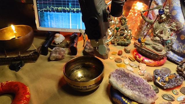 634н 13.7см ля410 832 1148 Гц.  560гр