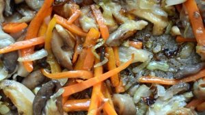 Куриный суп с грибами и цветной капустой