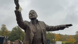 Перенёс три Тяжелых Инсульта и Умер у себя Дома В 68 лет... 3 года Со дня смерти Бориса Моисеева.